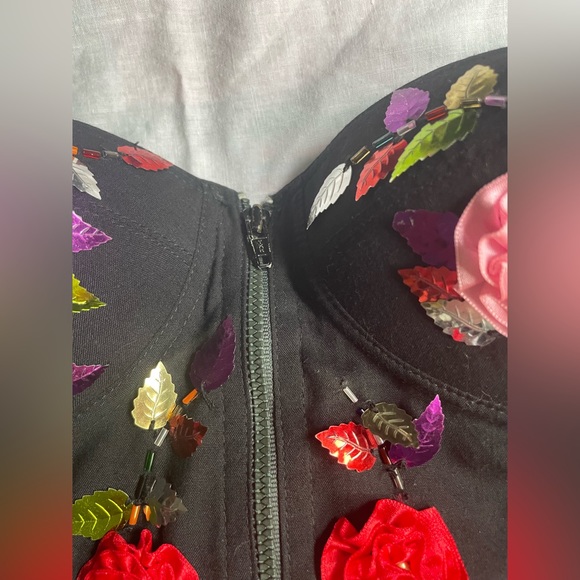 Vintage Corset with Flower Embellishments - Picture 4 of 13